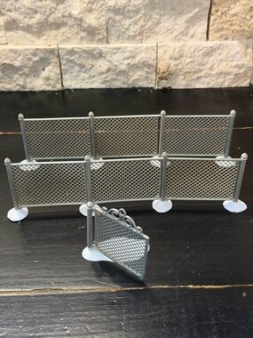 Dept 56 Christmas Villages Chain Link‎ Fence with Gate